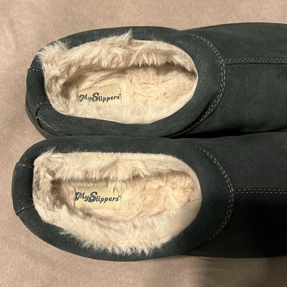 My Slippers size 10 - new /no wear. Dark gray. In great condition. Very clean. - Picture 6 of 7